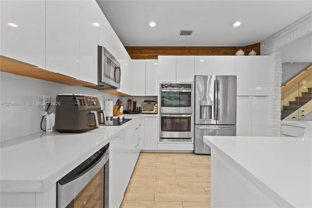 8774 NW 103rd Ave Doral, FL 33178