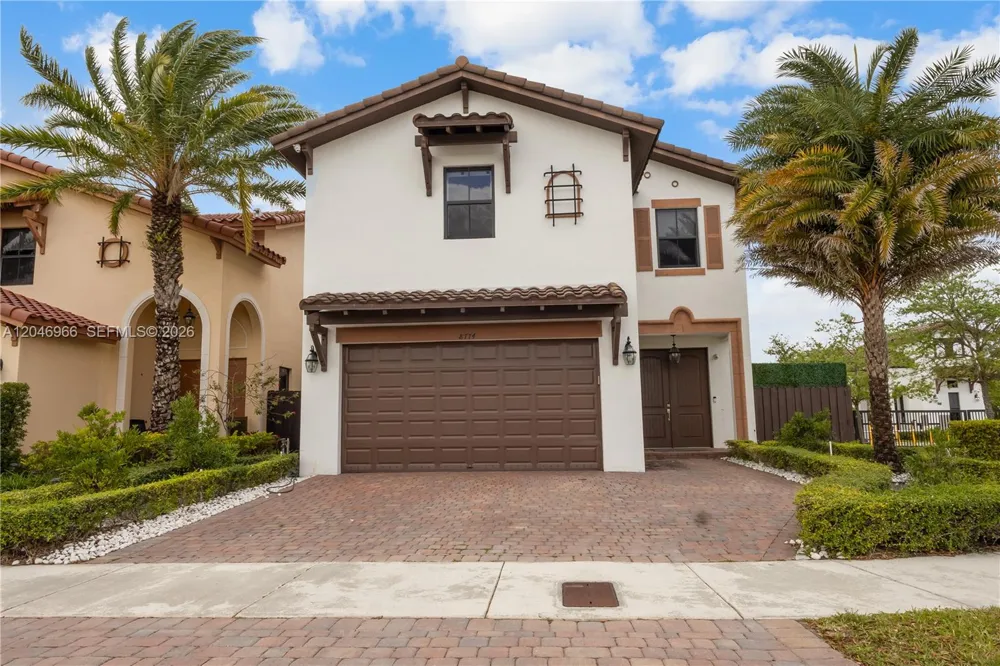 8774 NW 103rd Ave Doral, FL 33178