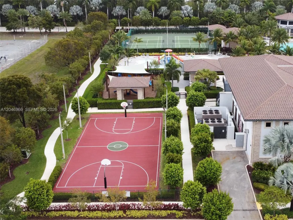 8774 NW 103rd Ave Doral, FL 33178