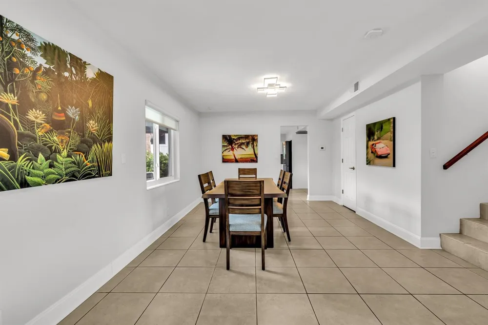 2812 NE 27th Street Lighthouse Point, FL 33064