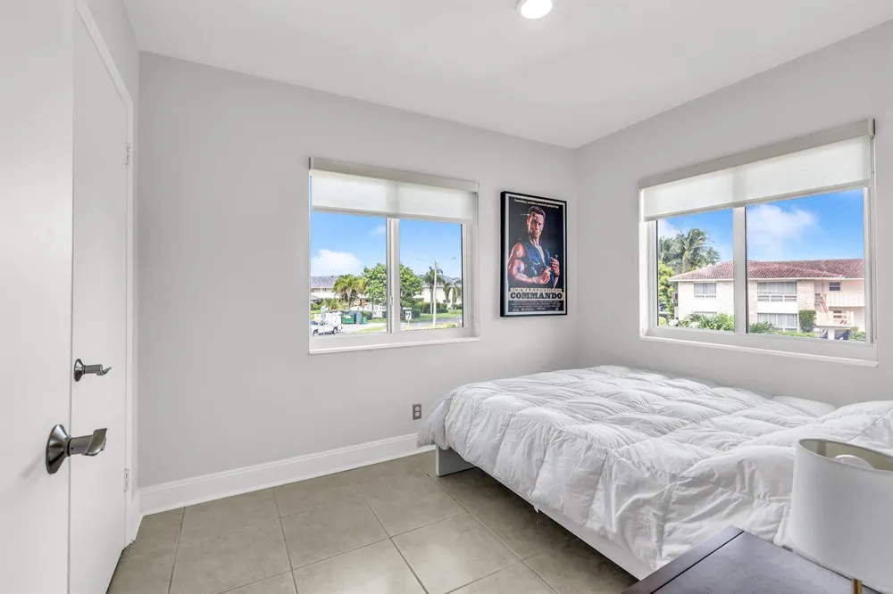 2812 NE 27th Street Lighthouse Point, FL 33064