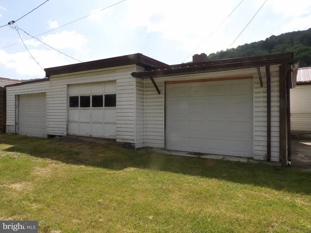 40 DETMOLD STREET Lonaconing, MD 21539
