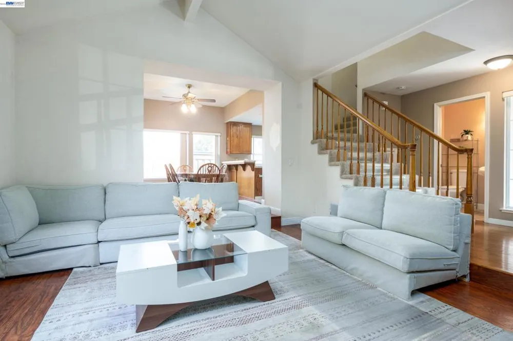 7691 Church Street #B Gilroy, CA 95020