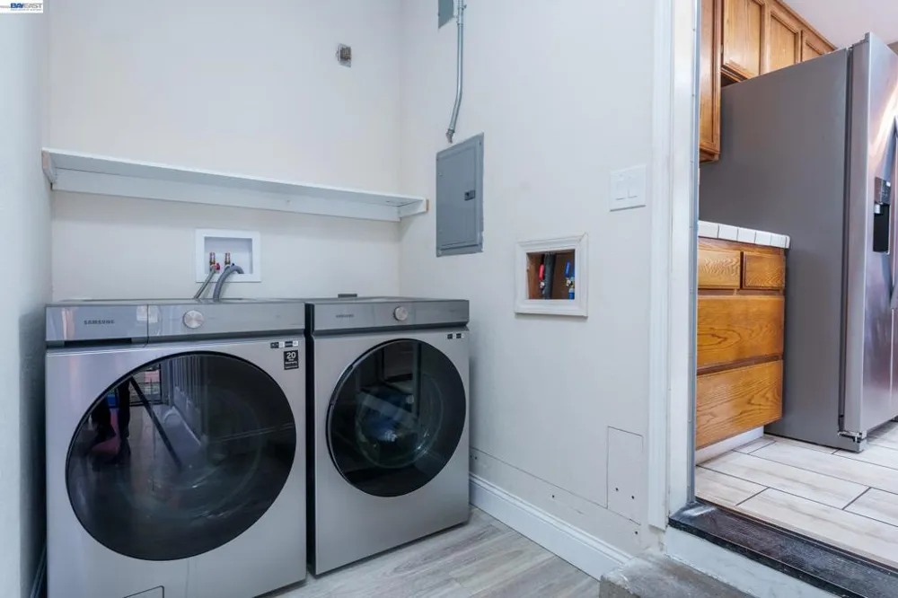 7691 Church Street #B Gilroy, CA 95020
