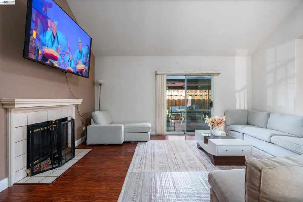 7691 Church Street #B Gilroy, CA 95020