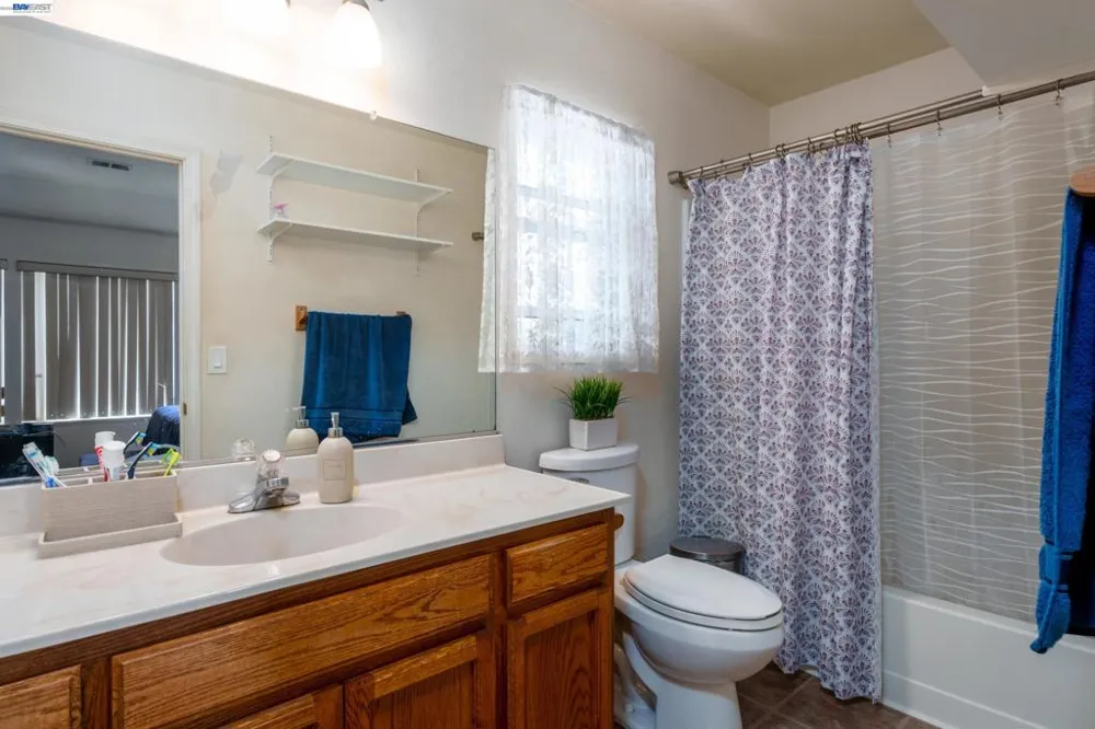 7691 Church Street #B Gilroy, CA 95020