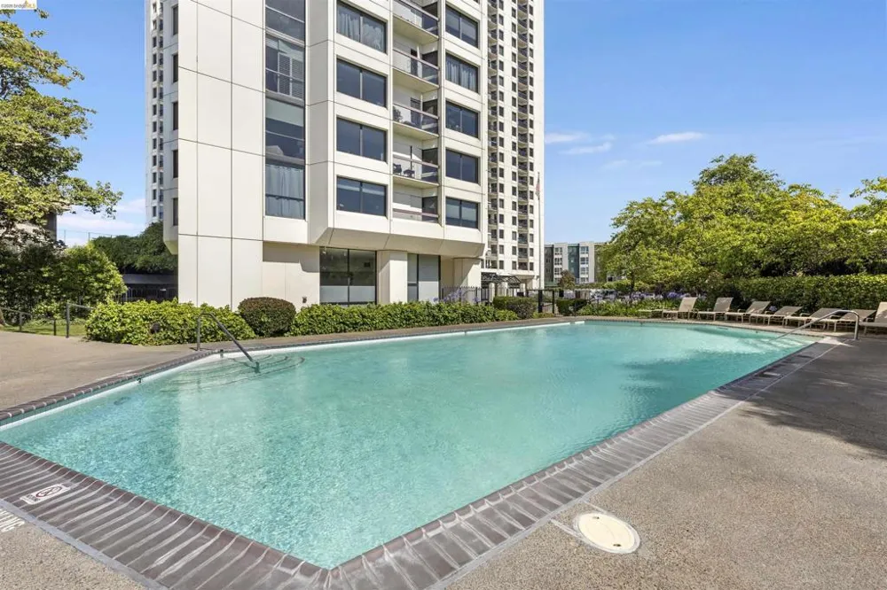 6363 Christie Ave #326 Emeryville, CA 94608