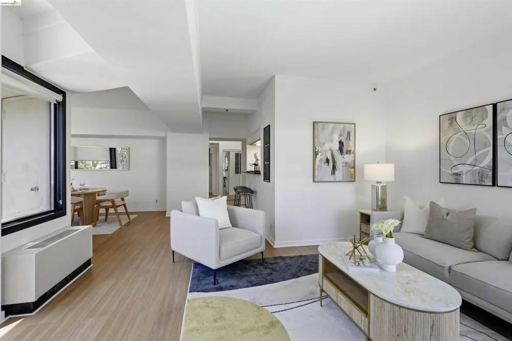 6363 Christie Ave #326 Emeryville, CA 94608