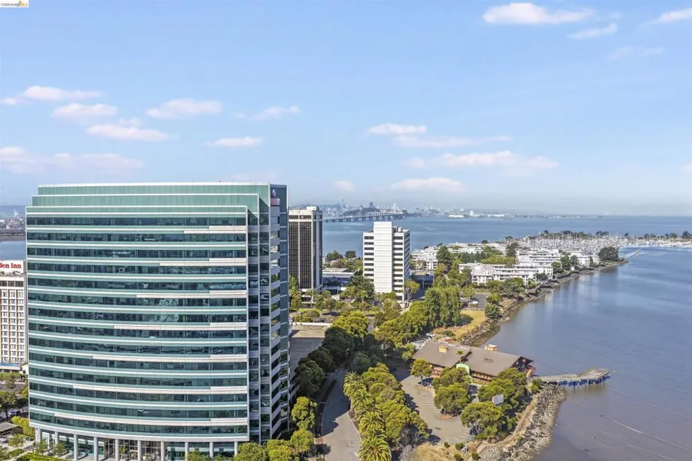 6363 Christie Ave #326 Emeryville, CA 94608