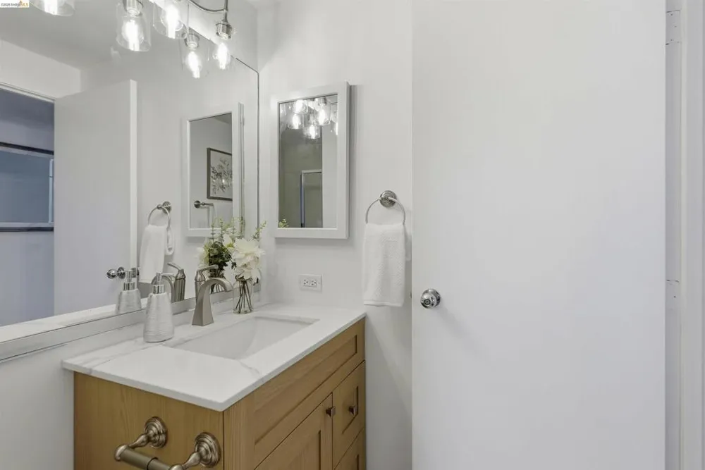 6363 Christie Ave #326 Emeryville, CA 94608