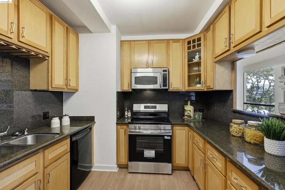 6363 Christie Ave #326 Emeryville, CA 94608