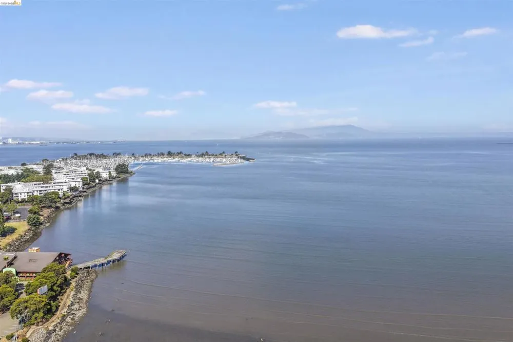 6363 Christie Ave #326 Emeryville, CA 94608