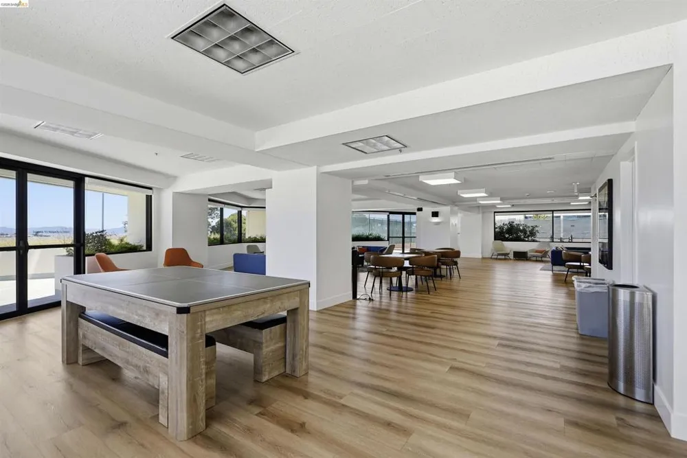 6363 Christie Ave #326 Emeryville, CA 94608