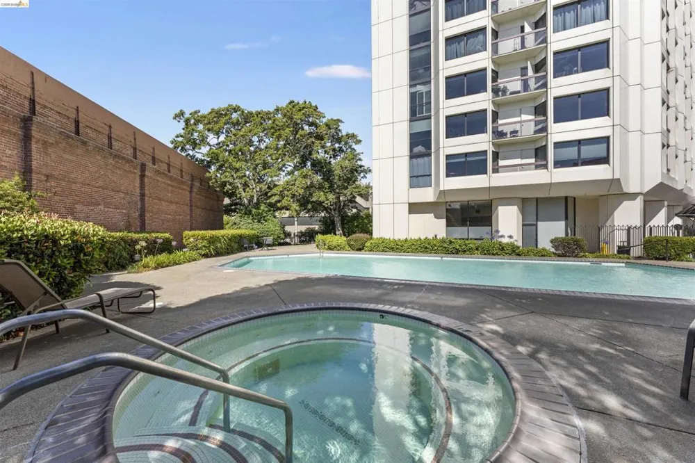 6363 Christie Ave #326 Emeryville, CA 94608