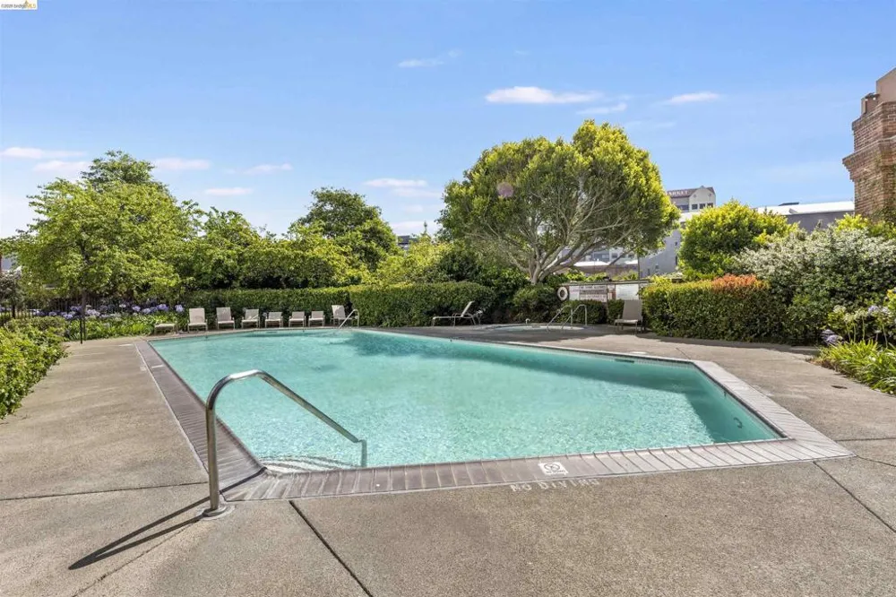6363 Christie Ave #326 Emeryville, CA 94608