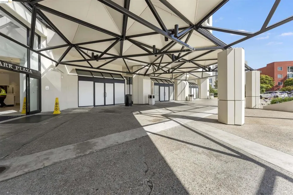 6363 Christie Ave #326 Emeryville, CA 94608