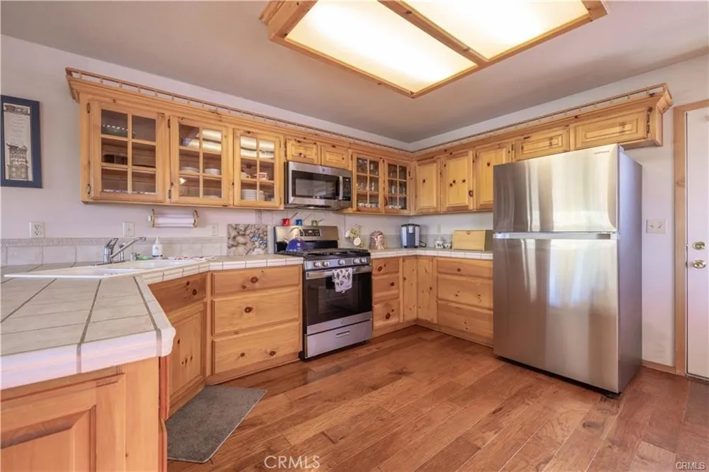 479 Villa Grove Big Bear City, CA 92314
