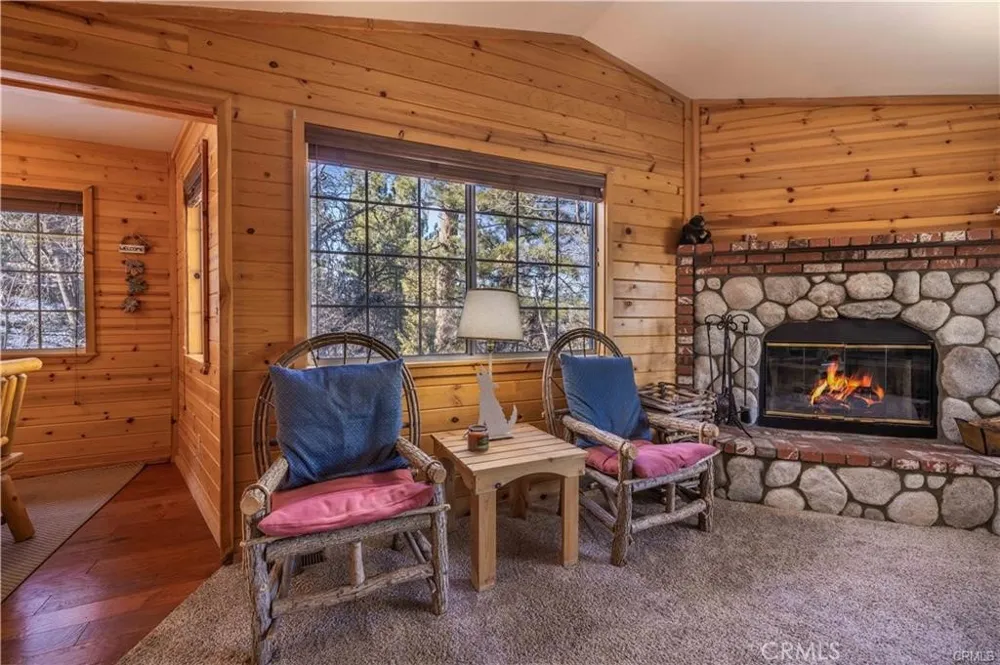 479 Villa Grove Big Bear City, CA 92314