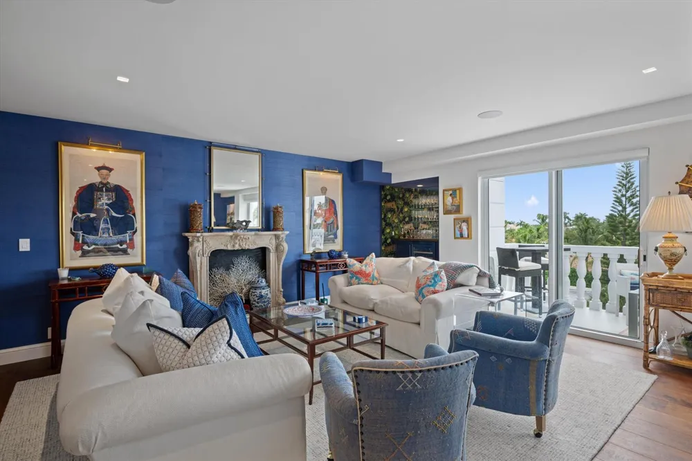 330 Cocoanut Row #5b Palm Beach, FL 33480