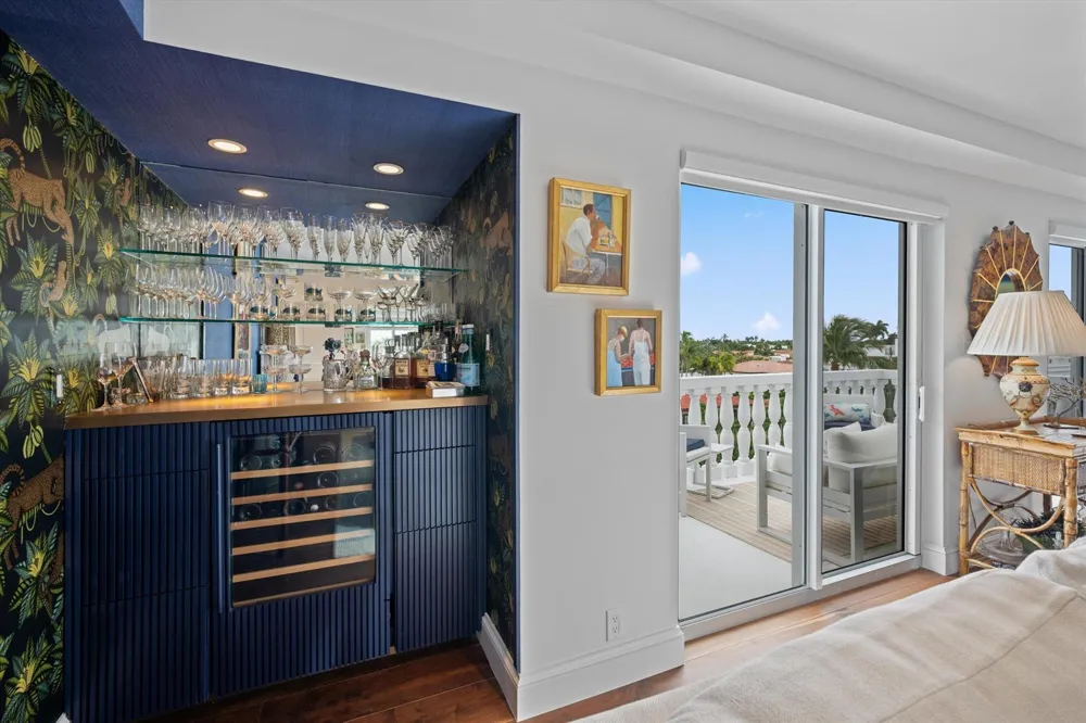330 Cocoanut Row #5b Palm Beach, FL 33480