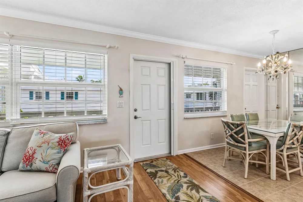 5505 Ocean Boulevard #8-204 Ocean Ridge, FL 33435