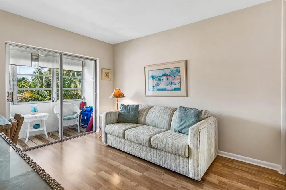 5505 Ocean Boulevard #8-204 Ocean Ridge, FL 33435