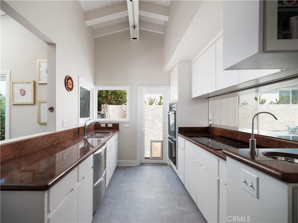 758 Barracuda Way Laguna Beach, CA 92651
