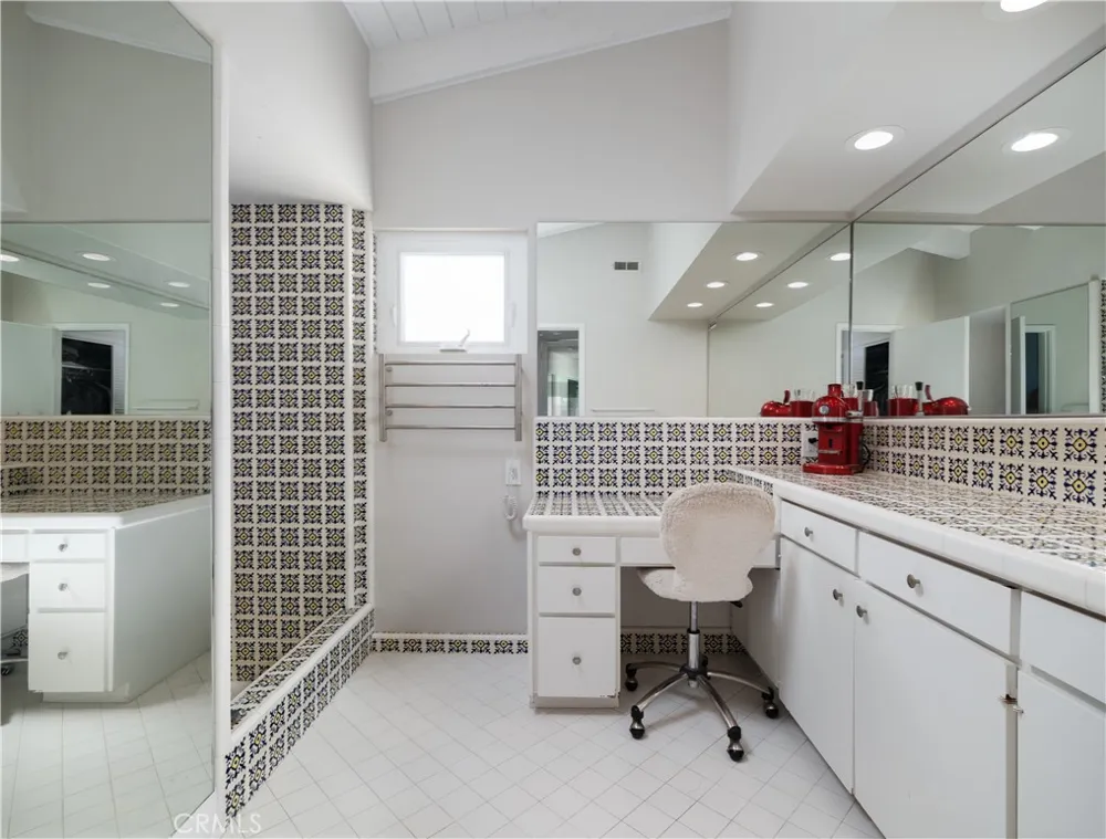 758 Barracuda Way Laguna Beach, CA 92651