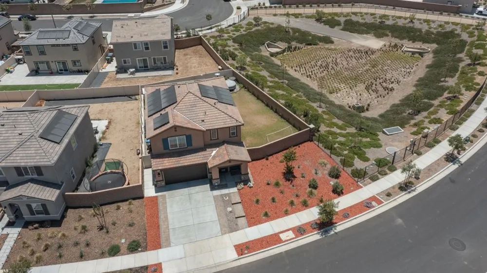 22574 Antelope Nuevo, CA 92567
