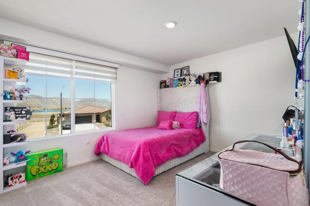 22574 Antelope Nuevo, CA 92567