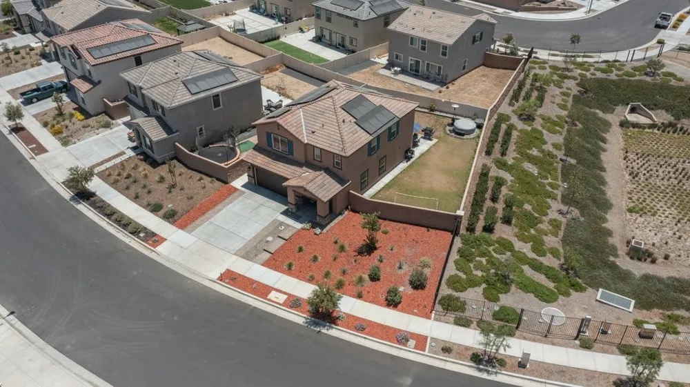22574 Antelope Nuevo, CA 92567