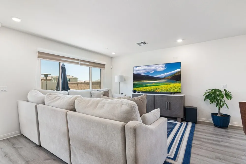 22574 Antelope Nuevo, CA 92567