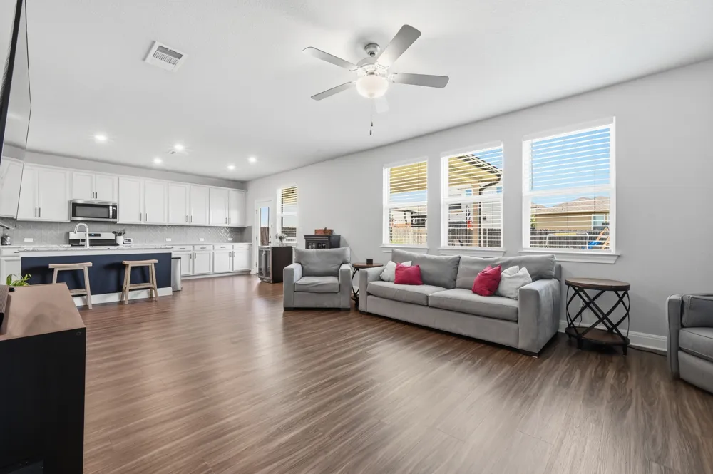 142 Dome Peak Terrace Dripping Springs, TX 78620