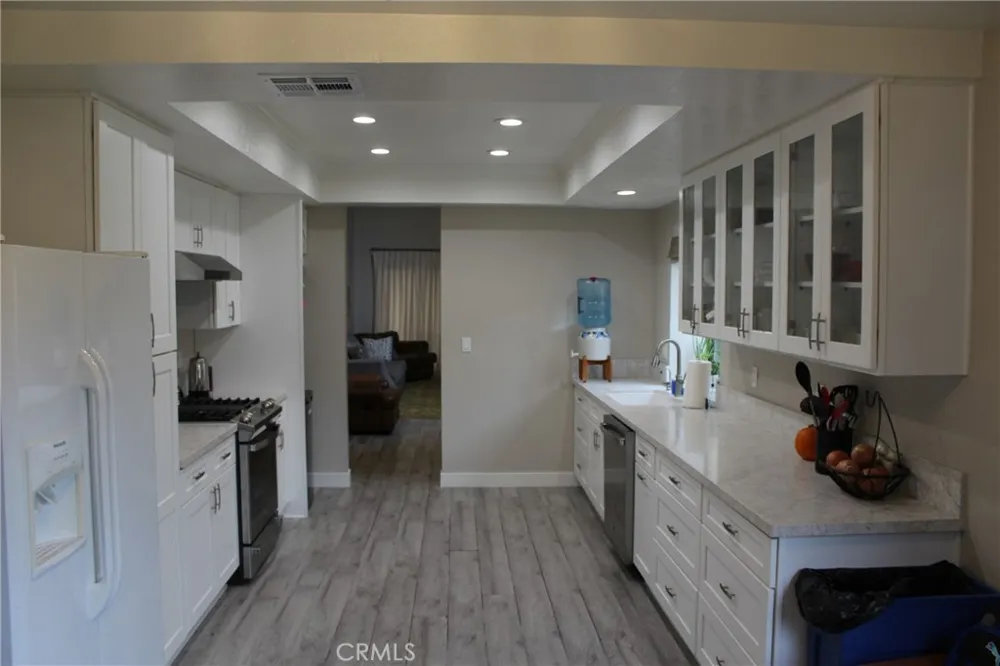 8267 San Bernardino Rancho Cucamonga, CA 91730