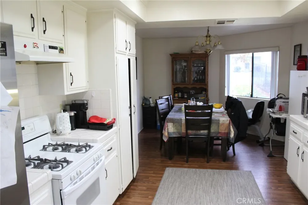 8267 San Bernardino Rancho Cucamonga, CA 91730