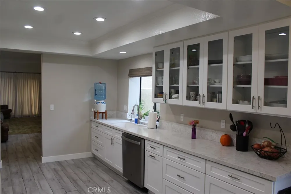 8267 San Bernardino Rancho Cucamonga, CA 91730