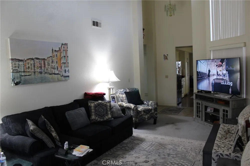 8267 San Bernardino Rancho Cucamonga, CA 91730