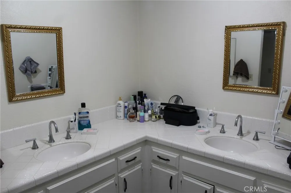 8267 San Bernardino Rancho Cucamonga, CA 91730