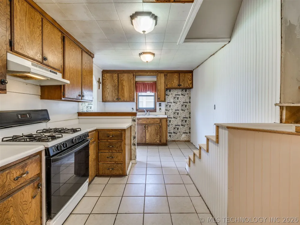 408 Lincoln Avenue Sand Springs, OK 74063