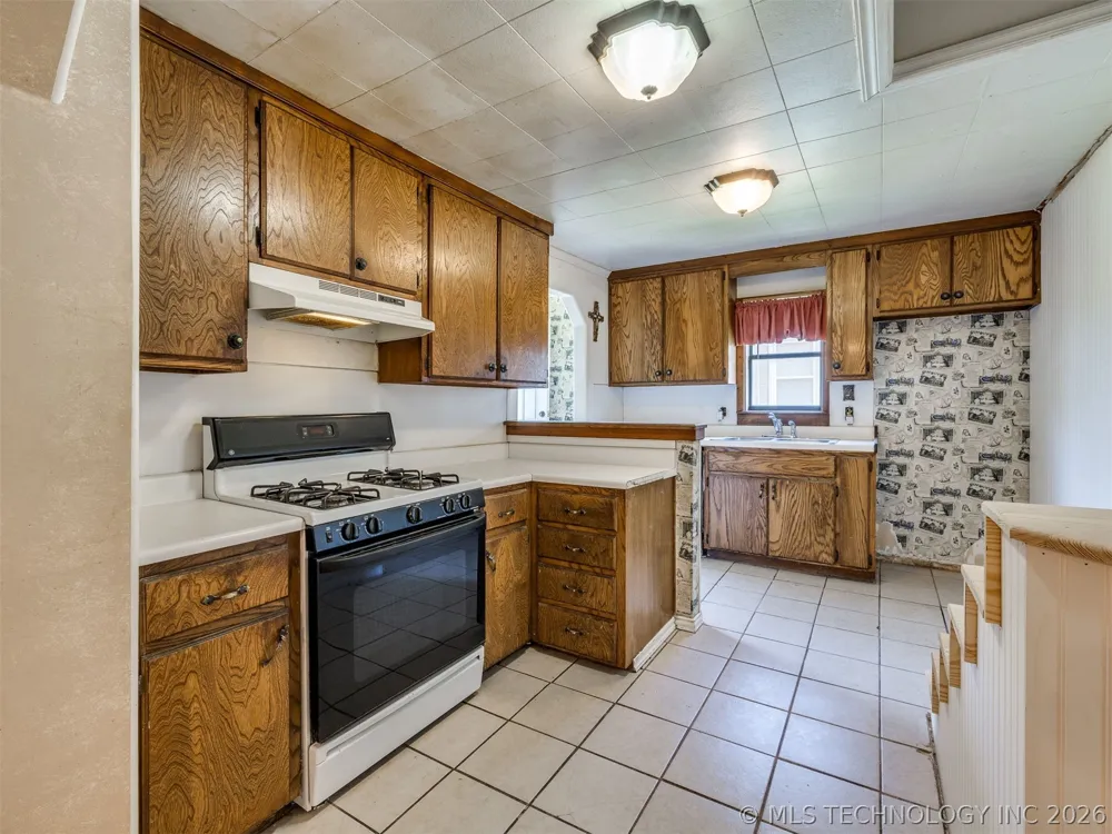 408 Lincoln Avenue Sand Springs, OK 74063