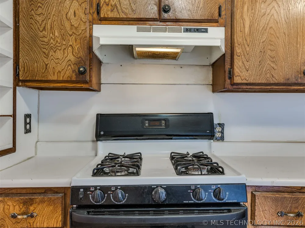 408 Lincoln Avenue Sand Springs, OK 74063