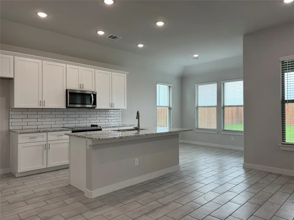 831 Rosebud Trail Ferris, TX 75125