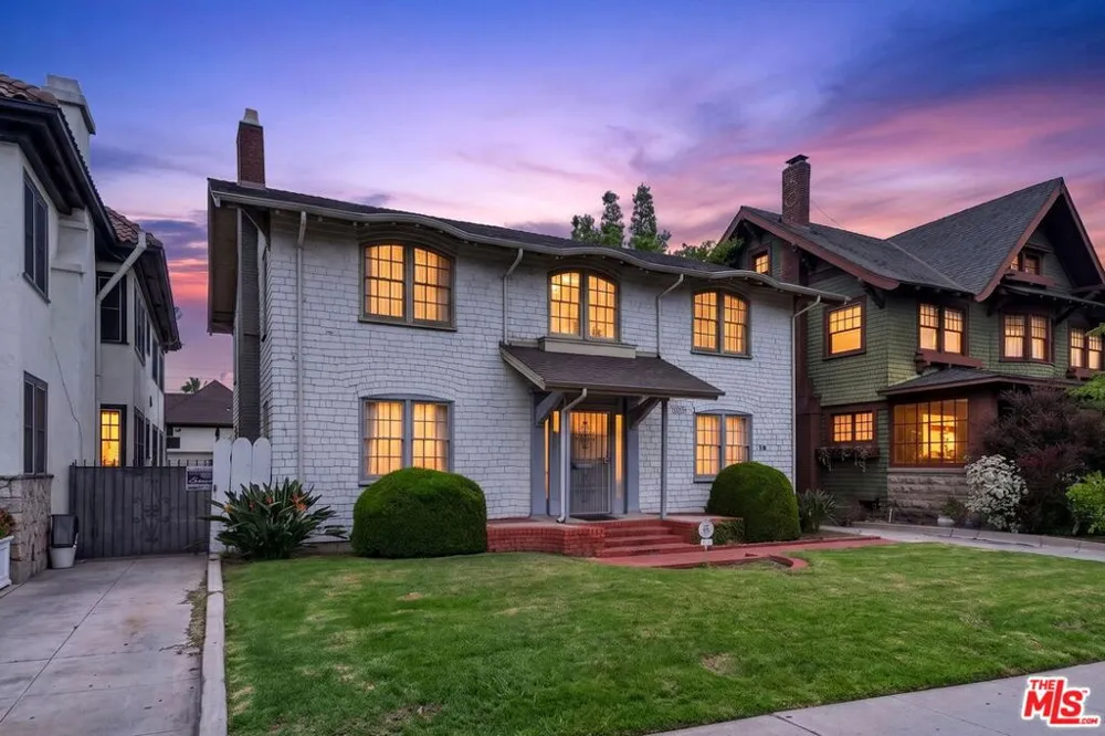 2215 W 21st Street Los Angeles, CA 90018