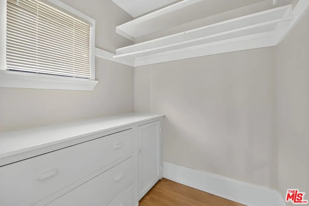 2215 W 21st Street Los Angeles, CA 90018