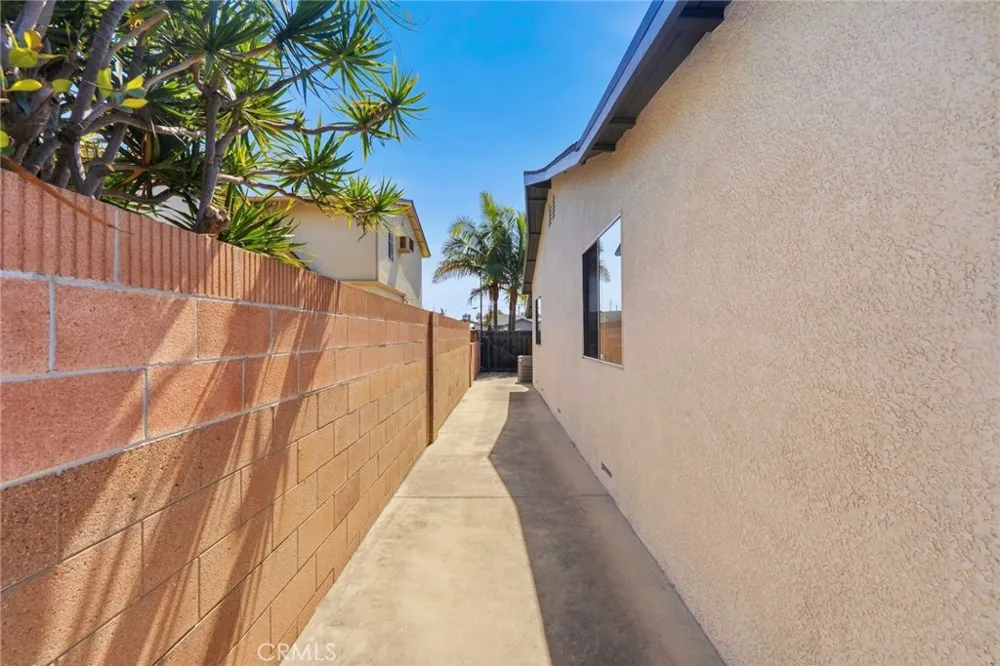 7515 El Escorial Way Buena Park, CA 90620