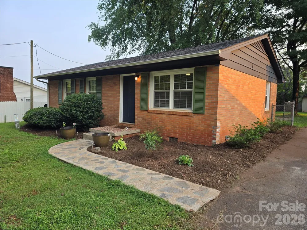 127 Northview Dorsey Street Rutherfordton, NC 28139