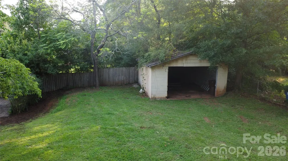 127 Northview Dorsey Street Rutherfordton, NC 28139