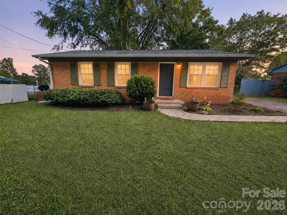 127 Northview Dorsey Street Rutherfordton, NC 28139