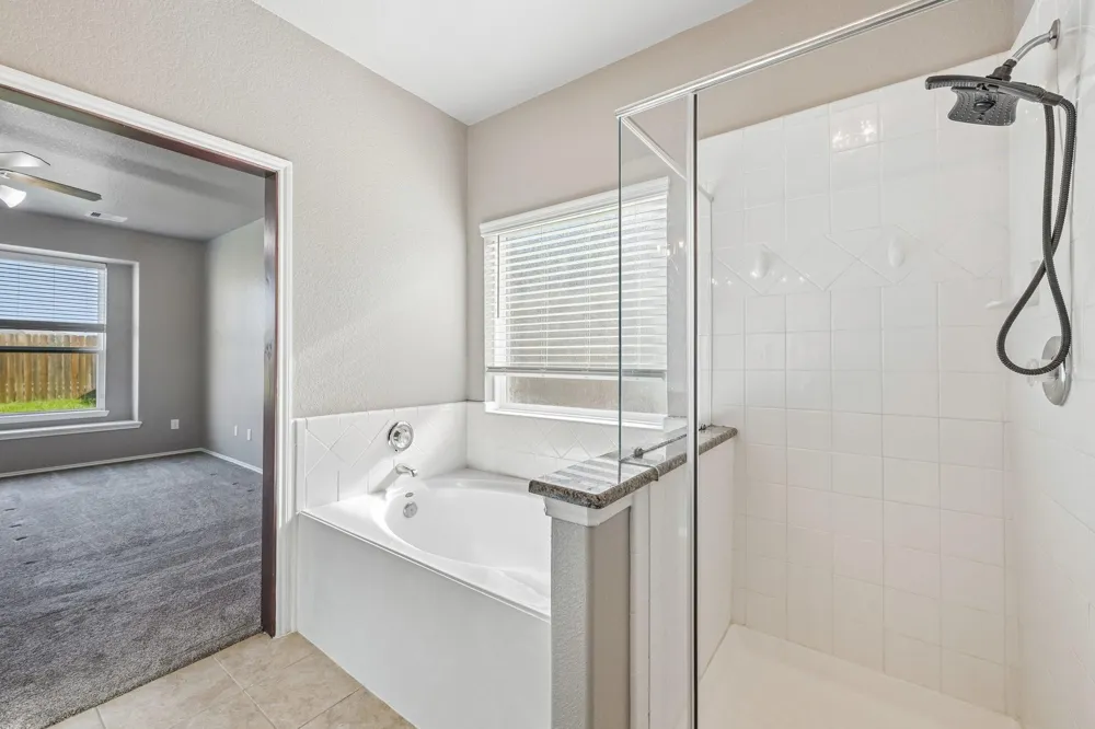 5172 Arbor Cove Court Alvin, TX 77511
