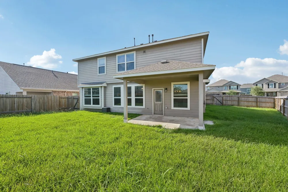 5172 Arbor Cove Court Alvin, TX 77511
